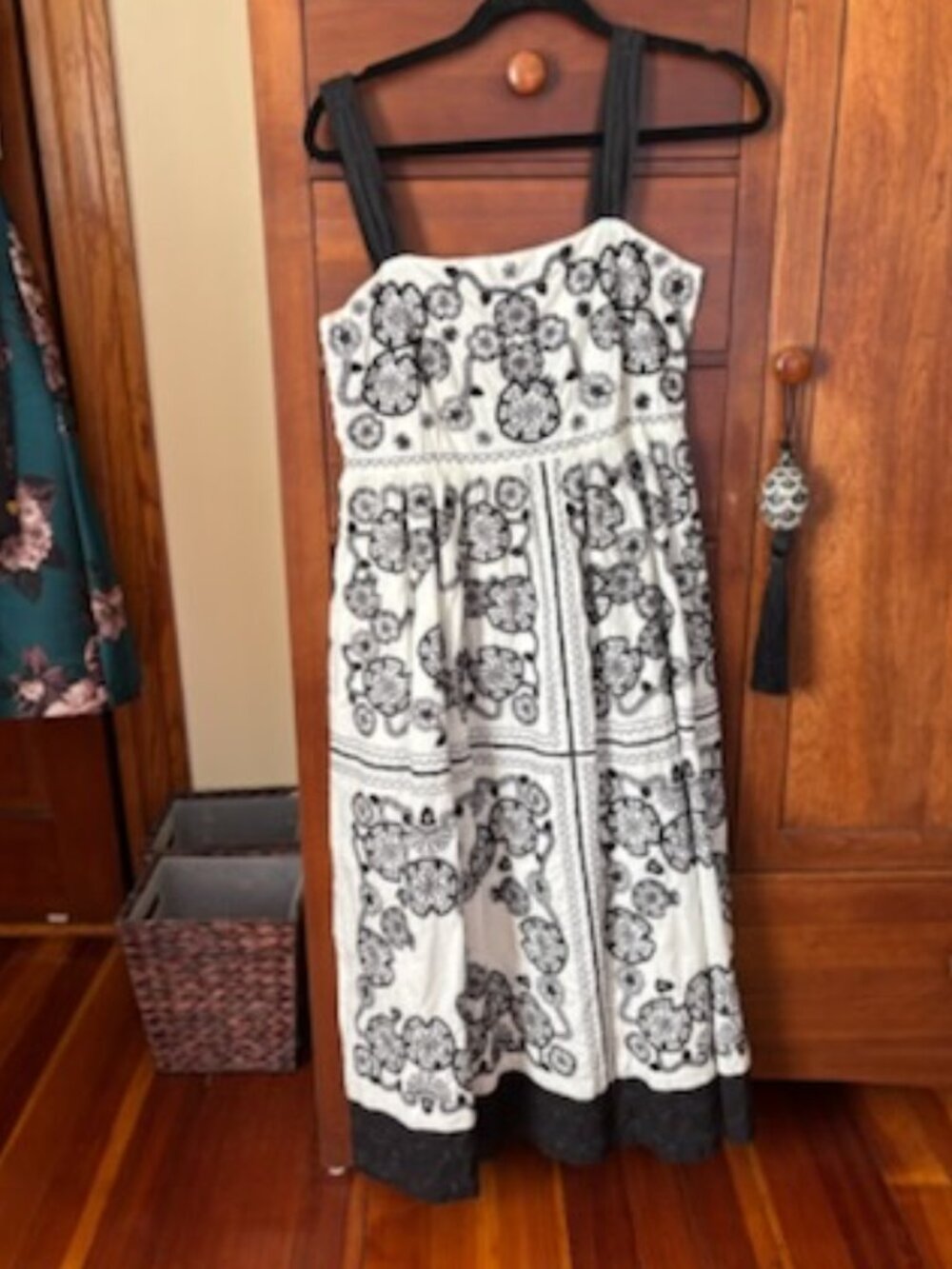 Johnny Was Mel Embroidered Square-Neck Midi Dress, size XS.